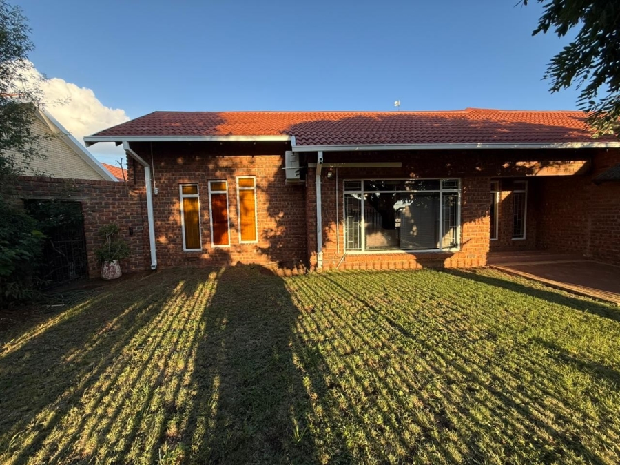 4 Bedroom Property for Sale in Naudeville Free State